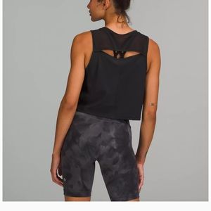 Lululemon Sculpt Cropped Tank Top size 4 Black